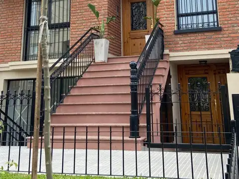 Paulino Rojas 300, Piso 1