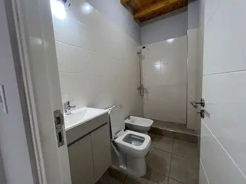 Depto Tipo Casa 4 ambientes con 1 baño