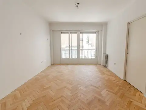 VENTA SEMIPISO 3 AMB CON DEP BALCÓN Y BAULERA