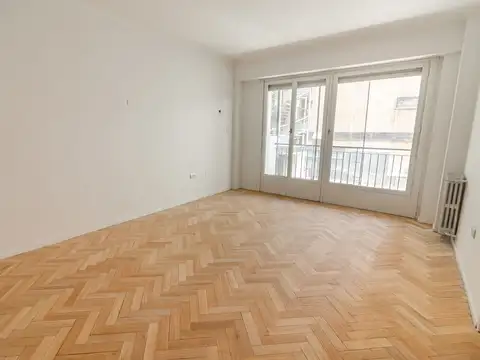 VENTA SEMIPISO 3 AMB CON DEP BALCÓN Y BAULERA