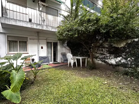 ALQUILER MONOAMBIENTE CON PATIO Y JARDIN. VILLA DEVOTO.