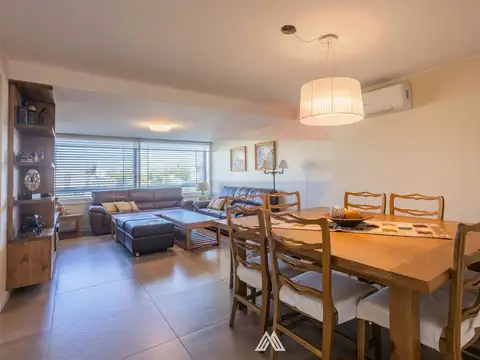 Departamento en Venta de 6 ambientes