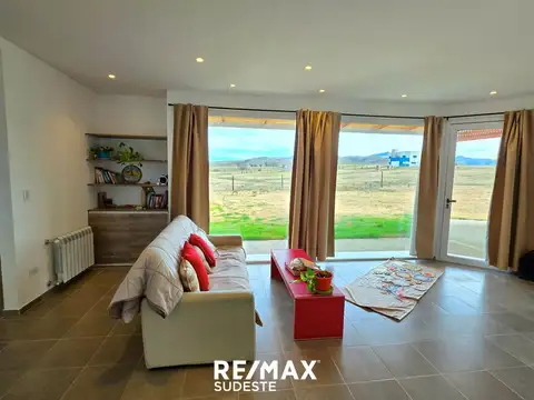 VENTA CASA. ESPECTACULAR VISTA A LAS SIERRAS