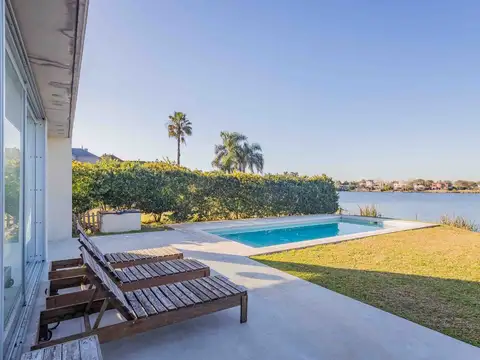 VENTA SAN ISIDRO LABRADOR  5 AMB. LAGUNA