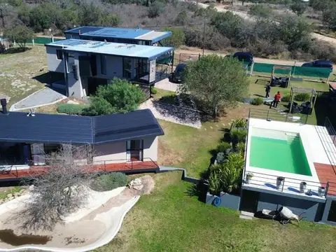 VENTA COMPLEJO 3 CABAÑAS MAS CASA ESCRITURA