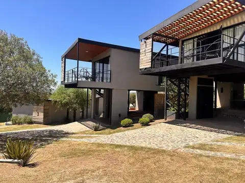 Hotel en Venta en Tanti, USD 299.000