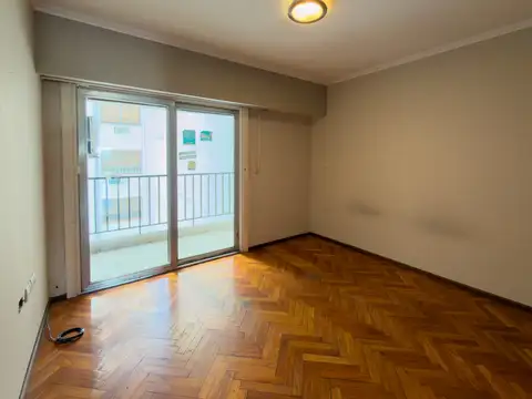 Córdoba 600, Piso 7