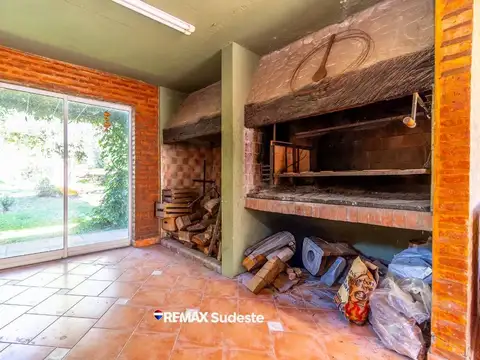 Casa 3 ambientes con 2 baños