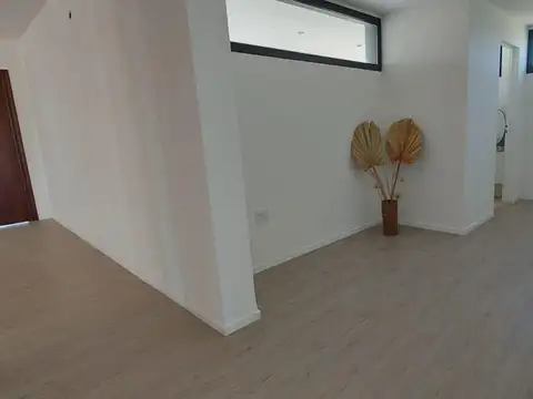 Casa en Venta en Berazategui, USD 250.000