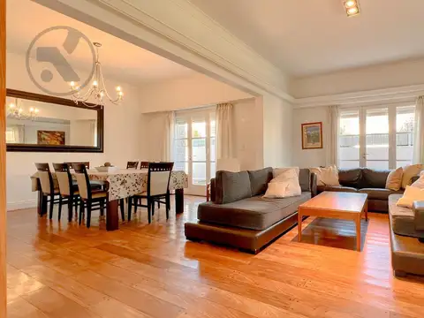 VENTA | CHALET DE ESTILO | LOS TRONCOS