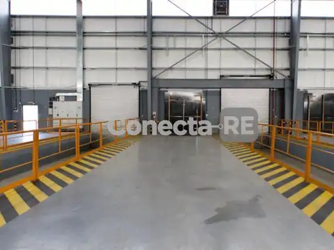 Depósito 9000 m² en Alquiler dentro de Predio Cerrado en General Pacheco