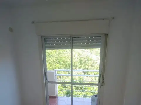 Departamento en venta de 2 amb en Liniers