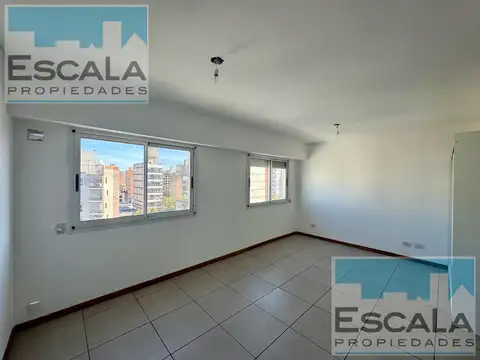 Departamento en Alquiler en Martín, $ 350.000