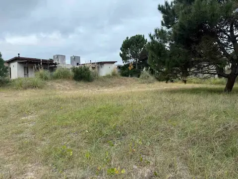 LOTE EN OPORTUNIDAD EN LAS GAVIOTAS