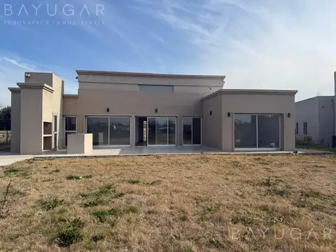 Venta Casa - Medal Country Club - Pilar