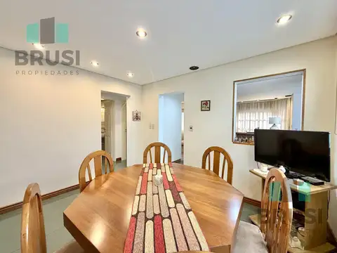 CASA EN VENTA EN LLAVALLOL - 4 AMBIENTES