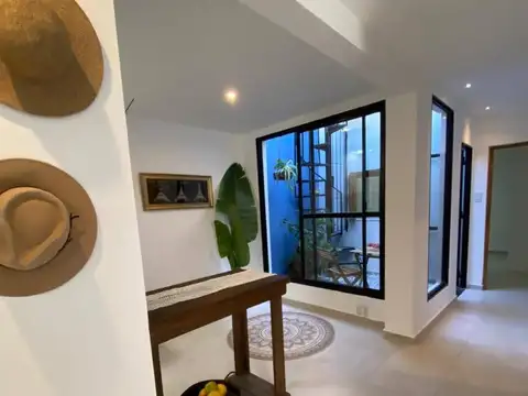 Casa Reciclada de Pasillo de Un Dormitorio en Venta