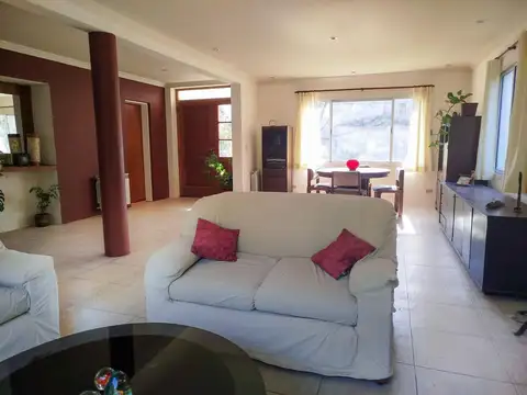 Casa en Venta al Oeste