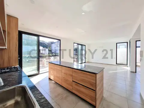 Casa en Venta en La Plata, USD 160.000