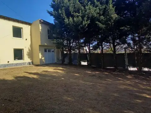 Casa en venta - 3 Dormitorios 1 Baño - Cochera - 306Mts2 - Tandil