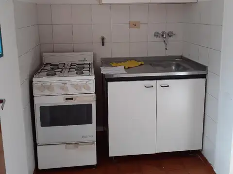 Departamento en Alquiler en Alberdi, $ 450.000
