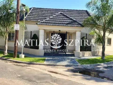 venta casa 4 ambientes en ciudad evita