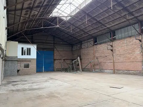 Galpon en Alquiler en Bernal Oeste, USD 6.000