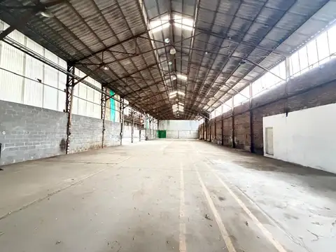 Alquiler Depósito de 1600 mts cubiertos Parque Industrial Quilmes PIUIQ