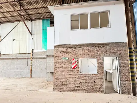 Galpon en Alquiler 50  mts Fondo