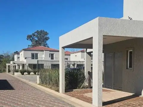 Casa en Venta 1 año