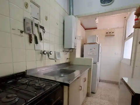15 600, Piso 1