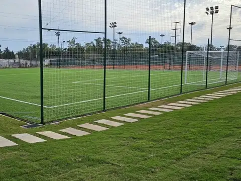 Terreno en Venta en Los Cardos, USD 179.000