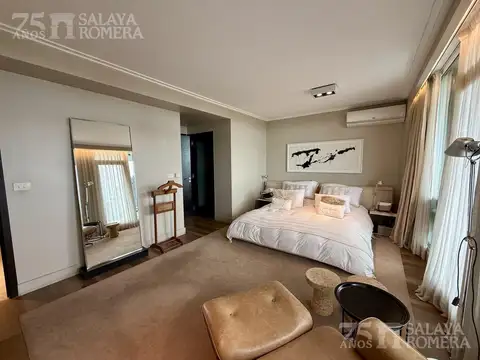 Departamento en Venta de 4 dormitorios