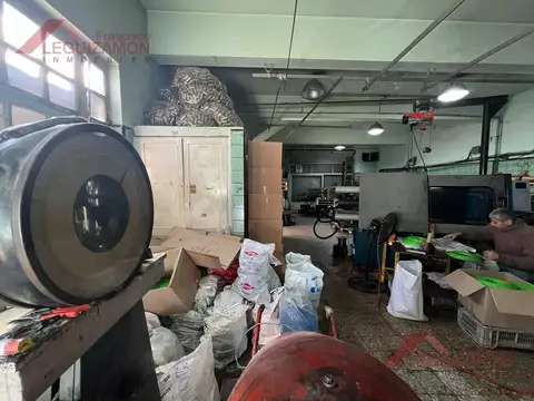 Galpon en Venta en Lomas Del Mirador, USD 490.000