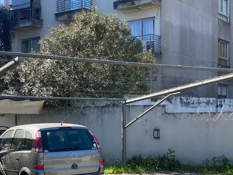 Cochera en Venta con acceso Horizontal