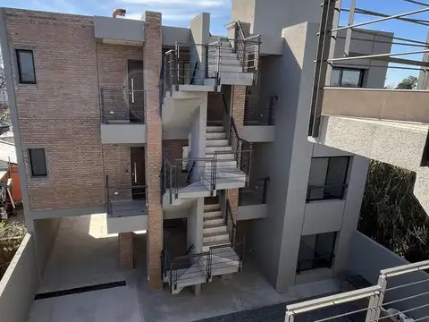 Departamento en Venta con 1 cocheras