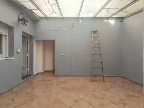 Depto Tipo Casa en Alquiler 46 años