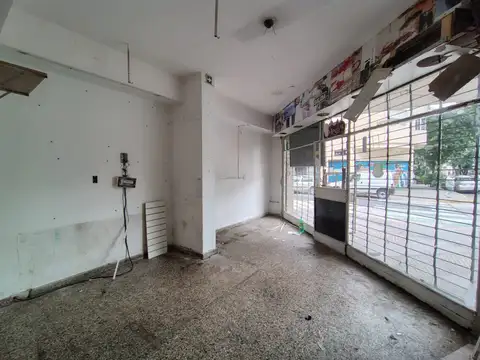 Local en Alquiler Via Púb.