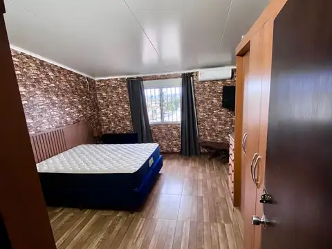 Casa 6 ambientes con 2 baños