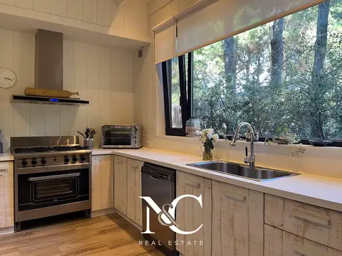 Casa en Alquiler Temporal en Costa Esmeralda, USD 1.000