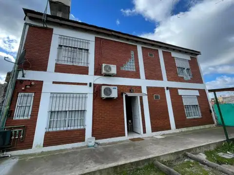 Casa en venta Francisco Alvarez financia permuta