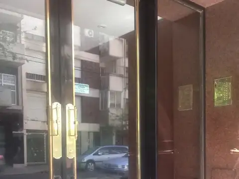 Excelente zona, arbolada, tranquila, plaza a 2 cuadras.