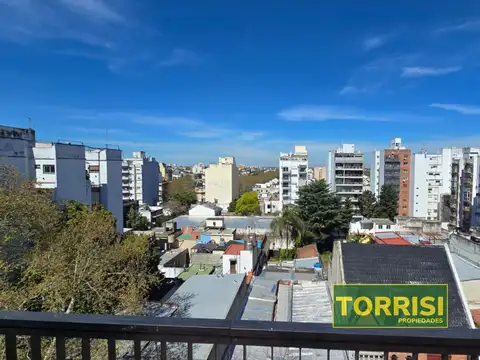 ALQUILER Triplex 2AMB 70m2 BALCÓN Y TERRAZA - BONIFACIO 2800