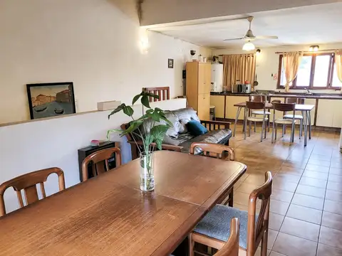 Casa 3 ambientes con 1 baño
