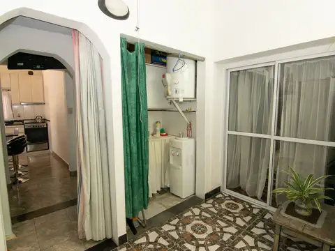 Depto Tipo Casa en Venta con 1 cocheras