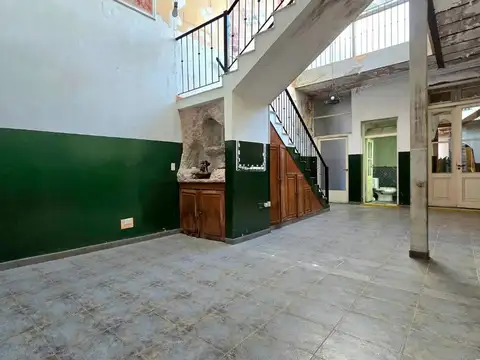 Depto Tipo Casa 8 ambientes con 3 baños