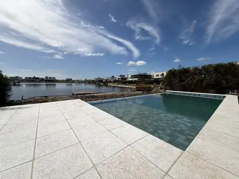 Casa en Venta al Oeste