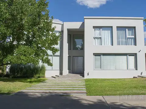 Importante casa en venta en La Martinica