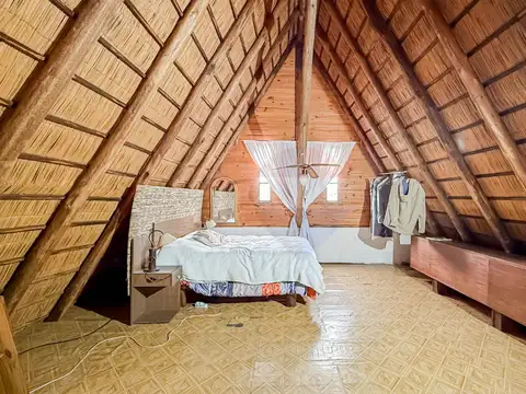 Casa en Venta con 3 cocheras