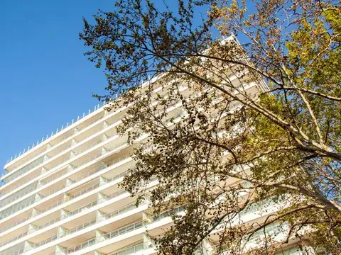 Excelente 3 ambientes c/ balcón terraza y cochera fija, seguridad 24 horas, Full amenities !